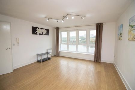 2 Bedroom Apartment - Fourth Floor - Photo 2
