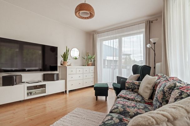 Komfortowe 3 pokoje z balkonem w spokojnej okolicy - Zdjęcie 1