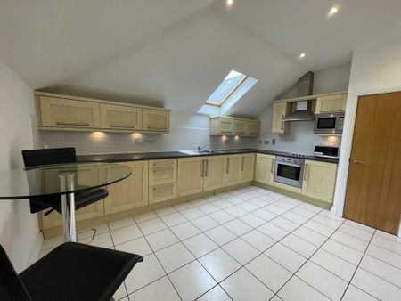 2 bedroom apartment to rent - Photo 5