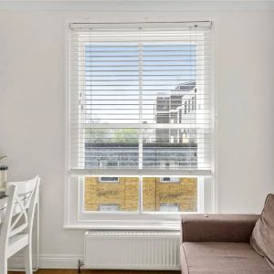 1 bedroom flat in St John's Wood - Photo 2