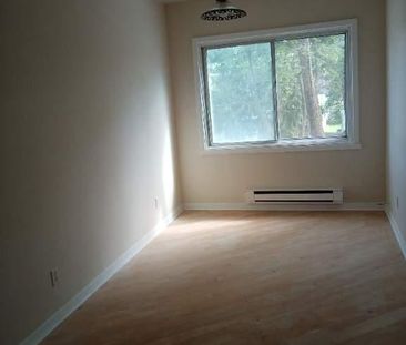 4 1/2 à Louer St-Laurent près du REM Bois-Franc - Photo 1