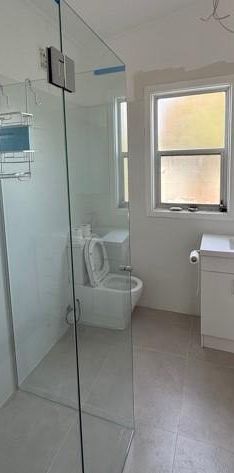 Newly Renovated Home with Space, Style & Convenience - Photo 2
