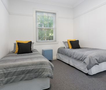 Sunlit Two Bedroom Apartment With Separate Study In The Heart Of Do... - Photo 6