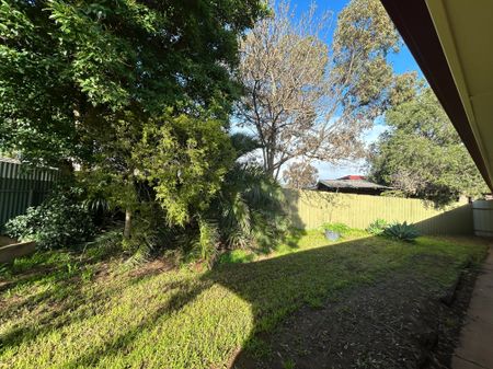 Salisbury East - Photo 4