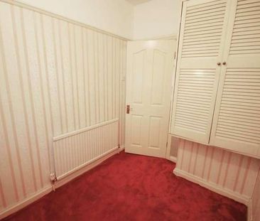 Monks Park, Wembley, HA9 - Photo 2