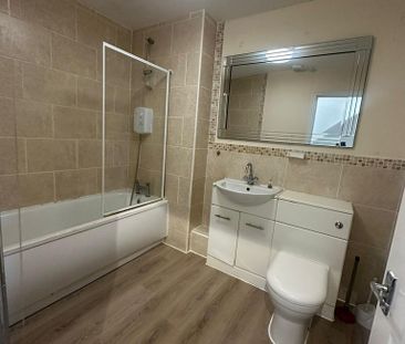 3 bedroom terraced house to rent - Photo 6