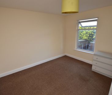 2 Bedroom Terraced House - Photo 6