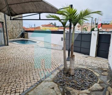 3 room luxury House for rent in Cascais e Estoril, Portugal - Photo 3