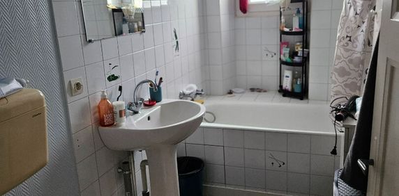 Location Appartement 2 pièces 29m² - Photo 2