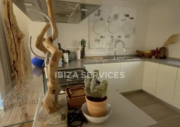 Charming 3-Bedroom Townhouse with Private Pool in Cala de Bou – Available for Yearly Rental
