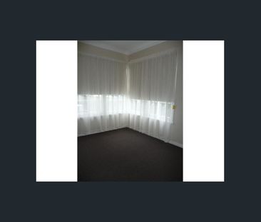 Beautiful Three Bedroom Home in Chatham - Photo 1