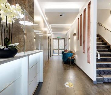 1 bedroom penthouse to rent - Photo 2