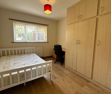 5 Bed Semi-Detached House, Bonnington Road, LE2 - Photo 3