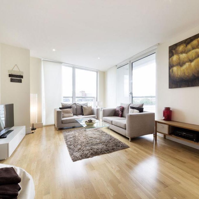 3 bedroom flat to rent - Photo 1