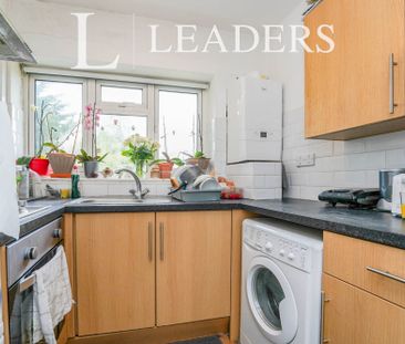 2 bedroom maisonette to rent St. Georges Drive, Cheltenham, GL51 - Photo 3