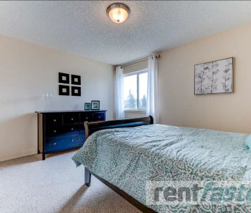 Parklane Apartments — 2 Bedroom - Photo 5