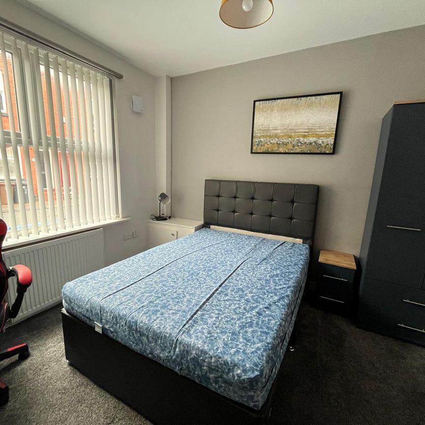 Norbury Street, Salford - Photo 1