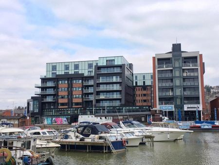 Brayford Wharf North - Photo 2