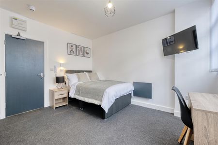 1 Beds - House share - - Photo 2