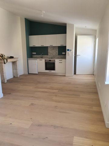 Location Appartement 1 pièce 29m² LA ROCHELLE 17000 - Photo 4