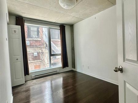 1235 Rue Bishop - Photo 4