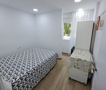 Carrer de Bernat Martorell, Barcelona, Catalonia 08019 - Photo 1