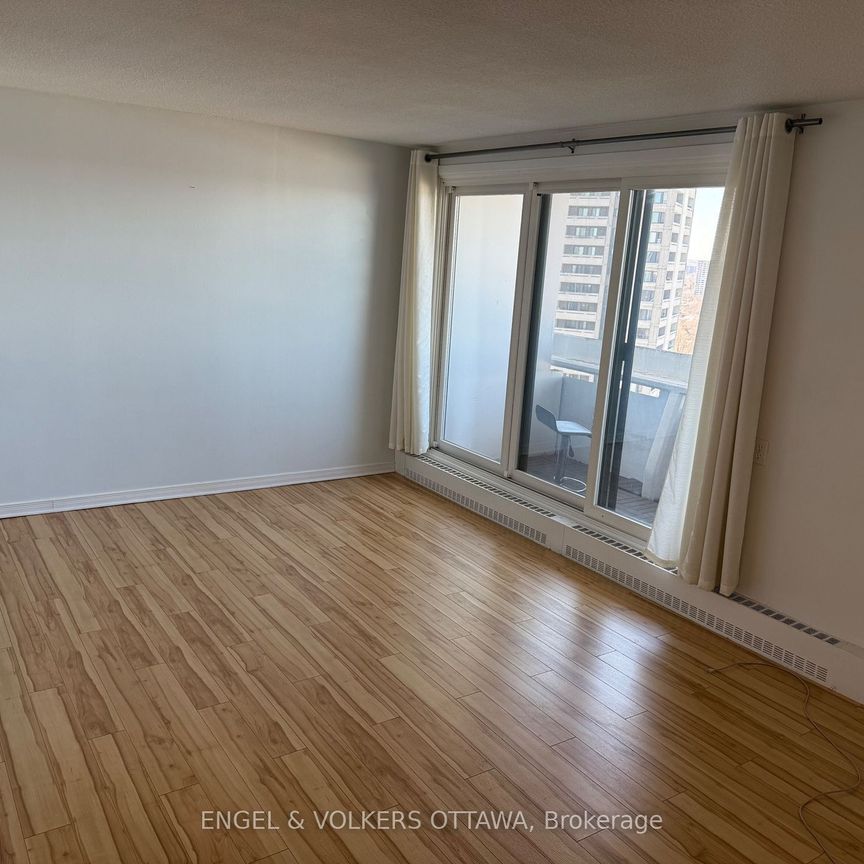 For Lease - 1081 Ambleside Drive Unit# 2209, Woodroffe, Ontario - Photo 1