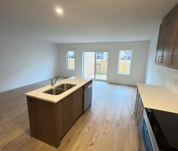 For Lease - 22 OAK FOREST Common, Cambridge, Ontario - Photo 5