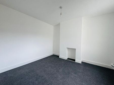 Cornwall Road, Kettering - Photo 2