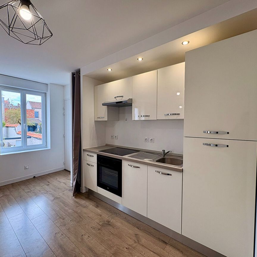 Appartement à louer - REIMS- CERNAY/ POMMERY - Photo 1