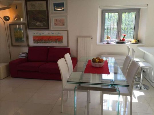 Affittiamo appartamento luminoso di 3.5 a Massagno vicino la FFS - Photo 1