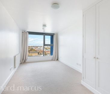 Hardwicks Square, London - Photo 3