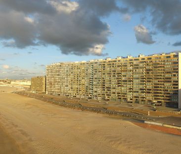 Gemeubelde studio met zicht op zee - Foto 3