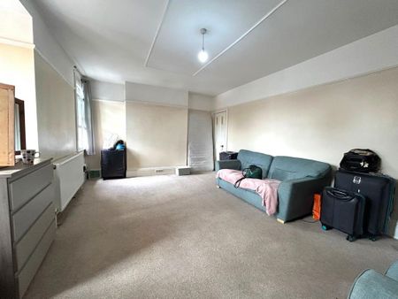 2 bedroom maisonette to rent - Photo 2