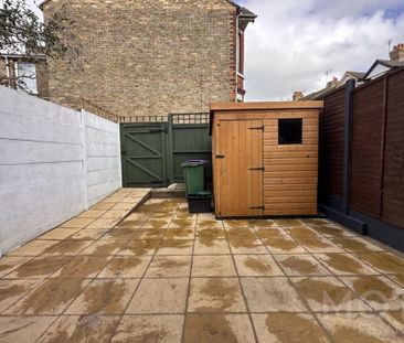2 bedroom house to rent - Photo 4