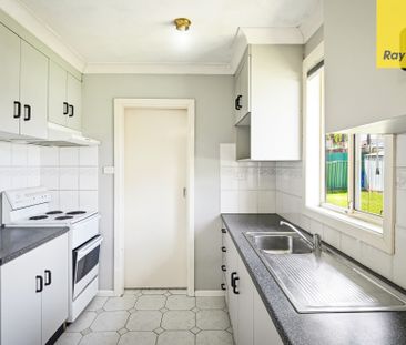 3 Bedroom Home in Penrith - Photo 4