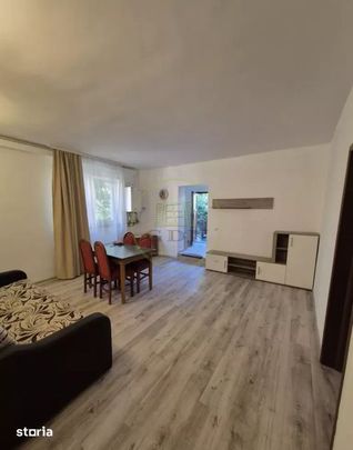 Apartament cu 3 camere de inchiriat – Centrul Istoric, Brasov - Fotografie 1