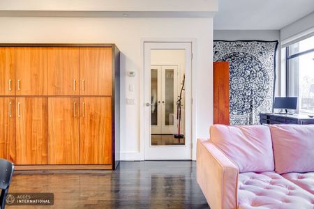 Furnished apartment awaits you in Plateau-Mont-Royal - prestigious 333 Sherbrooke - Photo 2