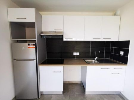 Location Appartement 3 pièces 64m² TOURNEFEUILLE 31170 - Photo 2