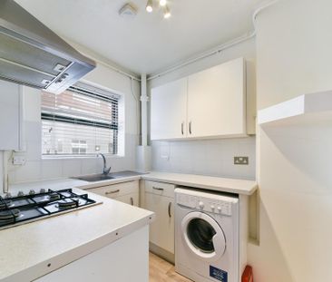 Studio to rent - Photo 6