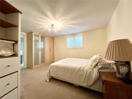 Randall Farm, Gabriel Spring Road, Fawkham, DA3 8PJ - Photo 2