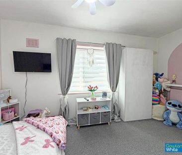 3 bedroom terraced house to rent - Photo 6