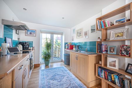 Packridge Farm, Packridge Lane, Romsey, SO51 ground floor flat to rent - Photo 4