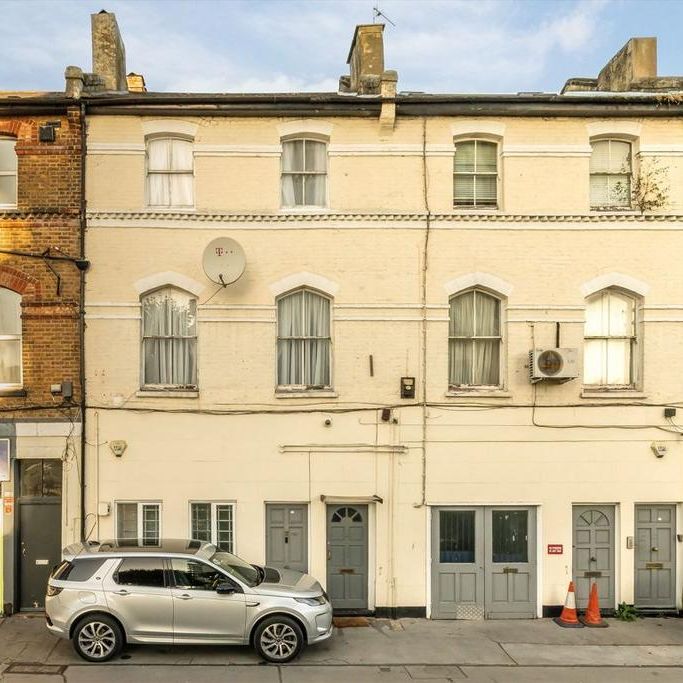 3 bedroom flat to rent - Photo 1