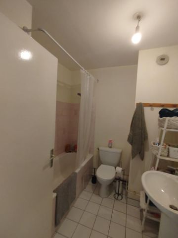 Location Appartement 1 pièce 35m² BREST 29200 - Photo 5