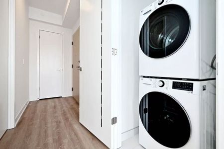 For Lease - 10 Oak St Street Unit# 2010, Toronto, Ontario - Photo 3