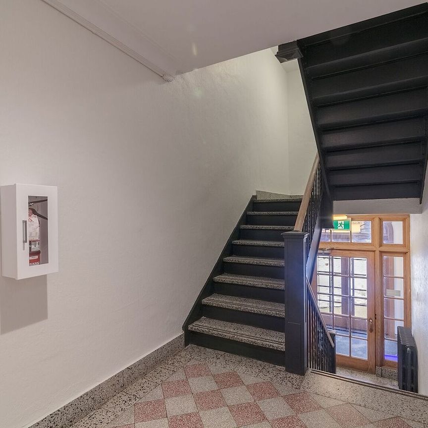 4745 Queen Mary Road, Montréal, QC - Photo 1