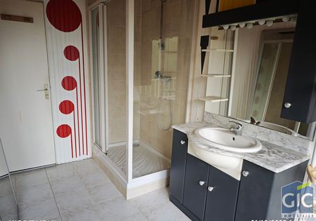 Location Appartement 2 pièces 78m² - Photo 5