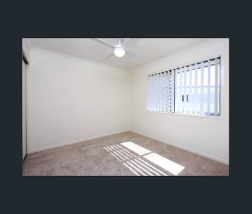 Beautiful 3-Bedroom Townhouse in Wynnum West - Rent $675 per week u... - Photo 5