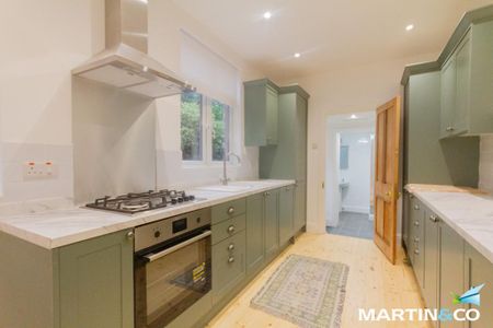 3 bedroom terraced house to rent - Photo 4